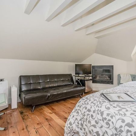 Fergus St Andrew Suites מראה חיצוני תמונה