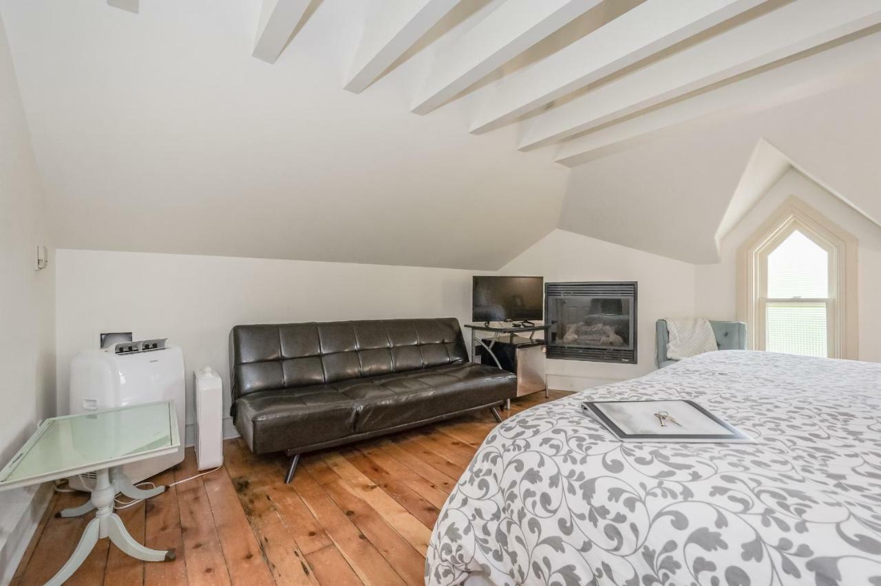 Fergus St Andrew Suites מראה חיצוני תמונה