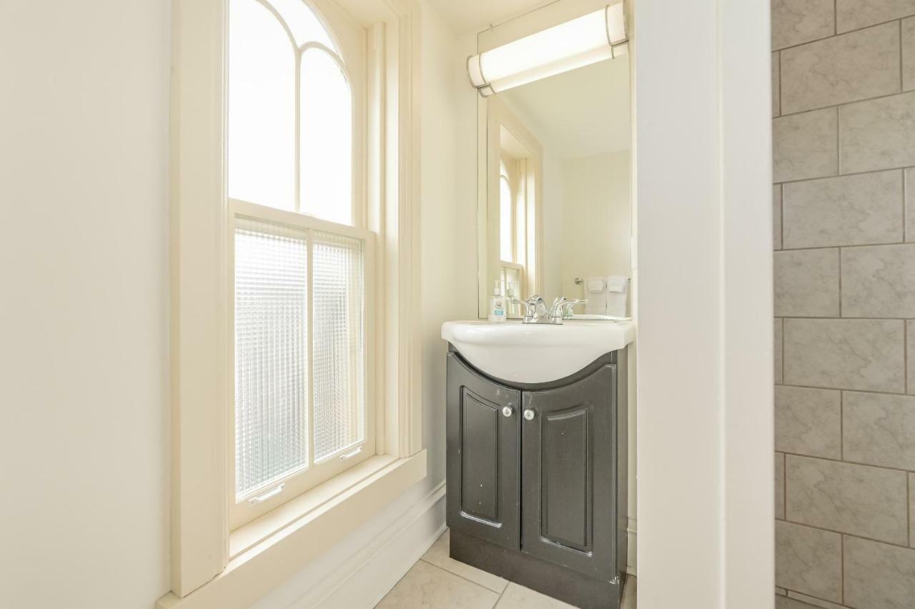 Fergus St Andrew Suites מראה חיצוני תמונה
